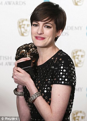 Anne Hathaway BAFTA